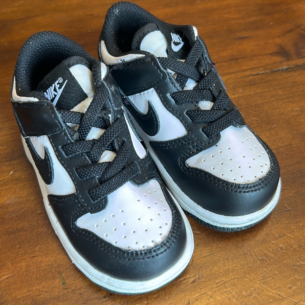 Brand new Panda Nike Dunks baby sz 6c